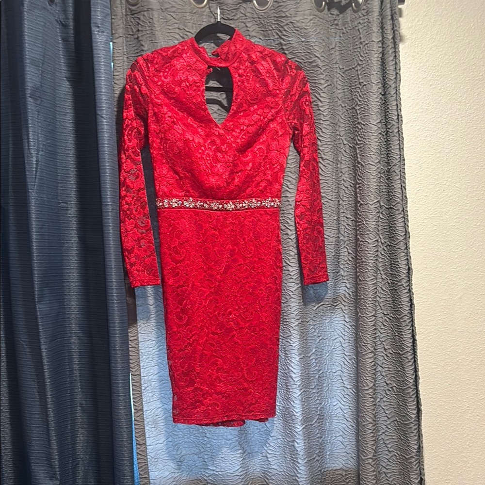 Elegant Red Lace Dress